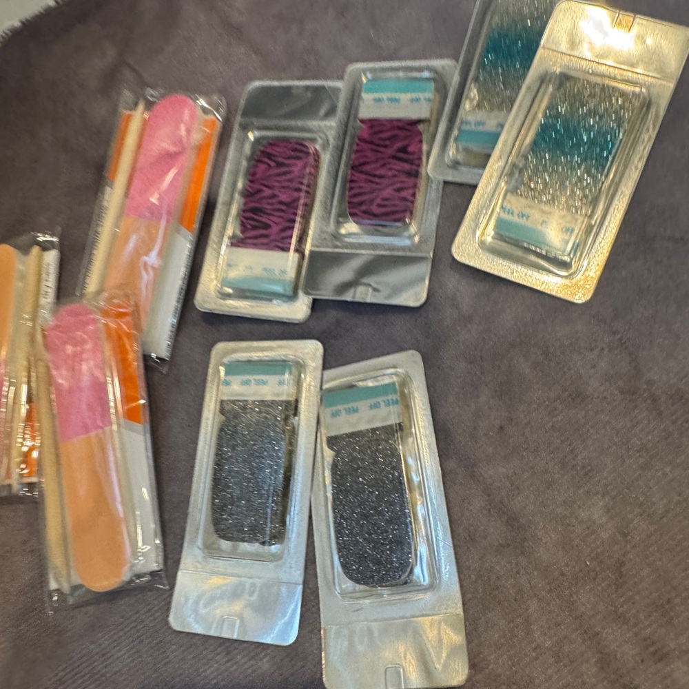 Sally Hansen nail polish strip lot Black,‎ Silver, Blue animal print - Picture 4 of 4